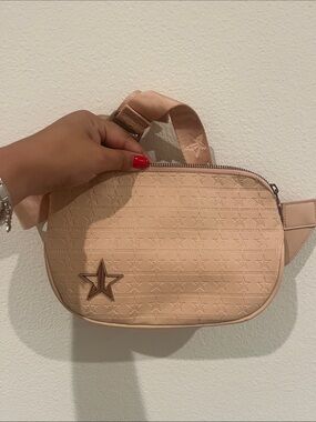 Jeffree Star-Detail Peach Crossbody Bag